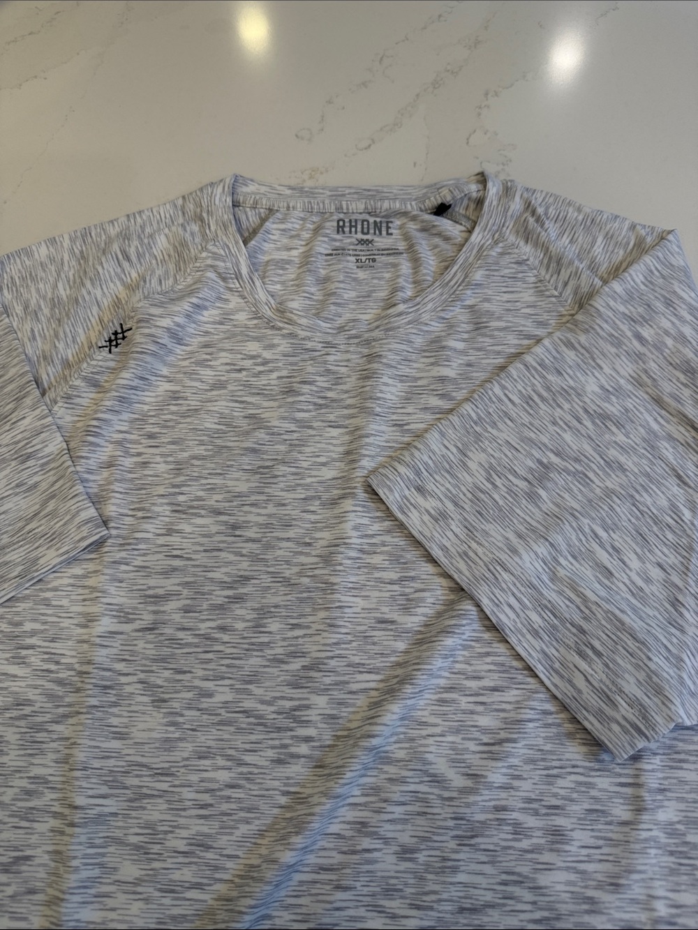 RHONE Men’s Light Heather Gray Long Sleeve Performance Tee
